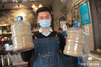 “秋天第一杯奶茶”刷屏背后,无关风月,只关女性!