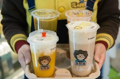 张阿姨奶茶加盟如何解决奶茶店之间的竞争?快来了解一下。