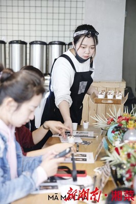1小时卖140杯,MMCH的奶茶哲学